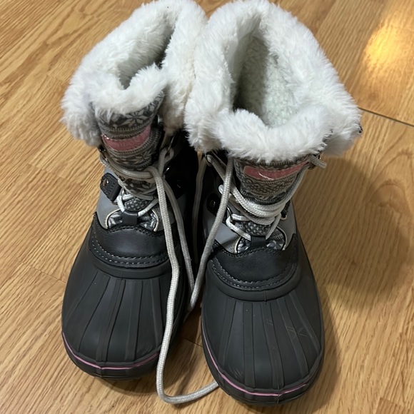 London Fog Shoes London Fog Snow Boots Size 4 Poshmark